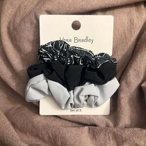 VERA BRADLEY Set of 3 Scrunchies Stellar Paisley - NWT